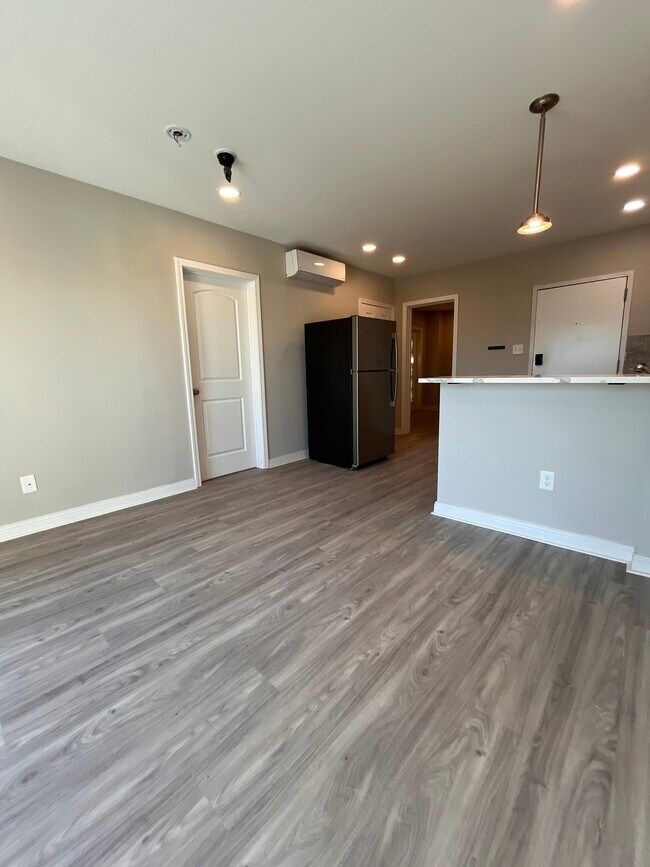 101 S Victoria Ave unit 31, Ventnor City, NJ 08406 - photo 6