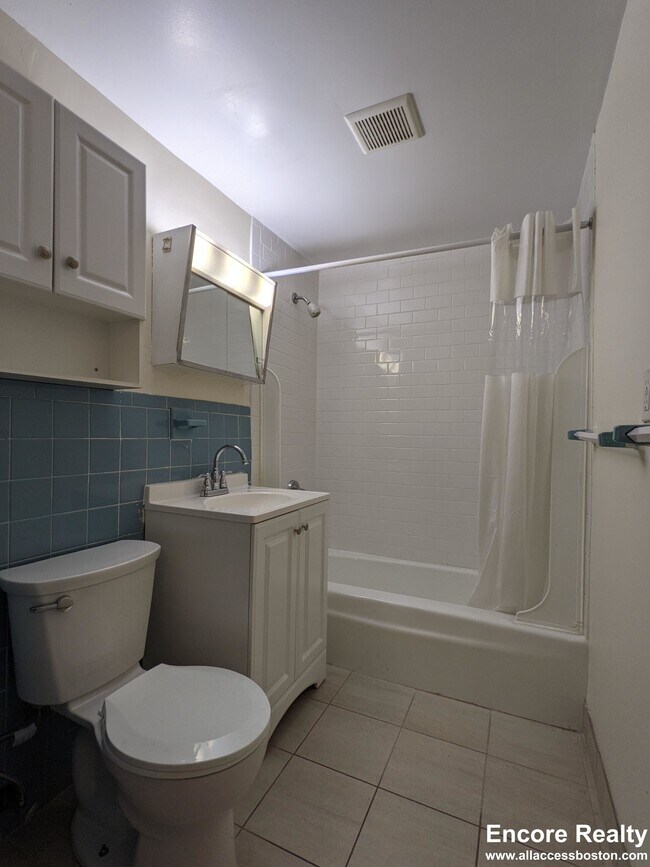 90 Gardner St unit 14, Allston, MA 02134 - photo 5