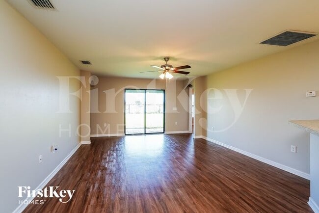 716 Evening Shade Ln, Lehigh Acres, FL 33974 - photo 2