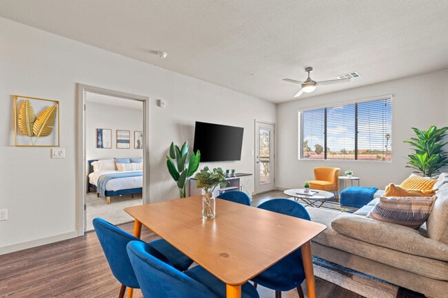 711 W Broadway Rd unit ID1366983P, Tempe, AZ 85282 - photo 2