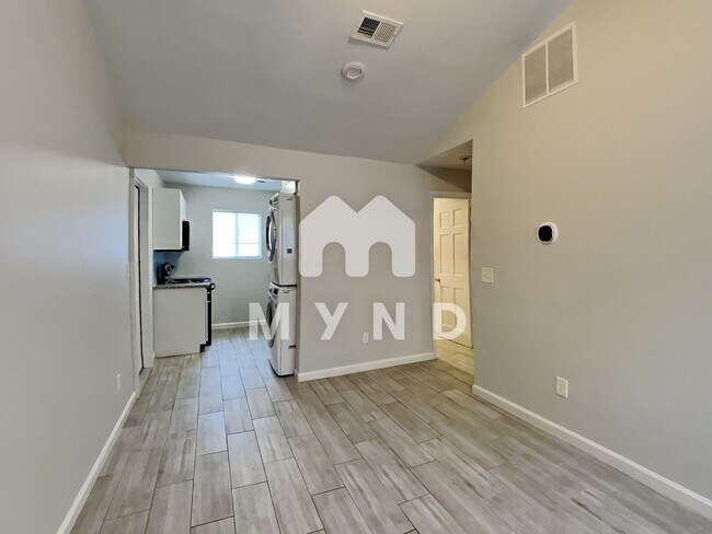 379 Elm St NW unit E, Atlanta, GA 30314 - photo 3