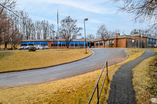 The Bannockburn Elementary School serves young learners in grades PreK-5 in Bethesda, MD.