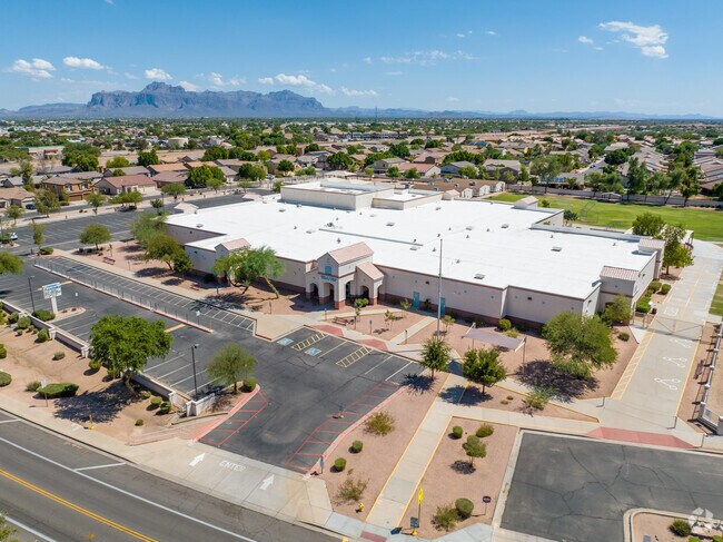 Patterson Elementary School's campus in Mesa is close to students' homes.