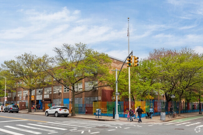 Anna Silver Elementary has Dual-Language programs in Mandarin and Spanish.