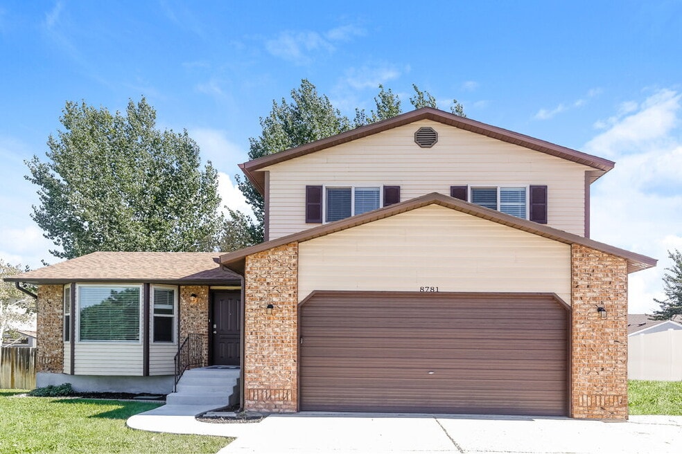 8781 S 3680 W, West Jordan, UT 84088 - photo 1