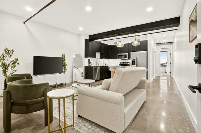 115 W 5th St unit ID1322462P, Tulsa, OK 74103 - photo 2