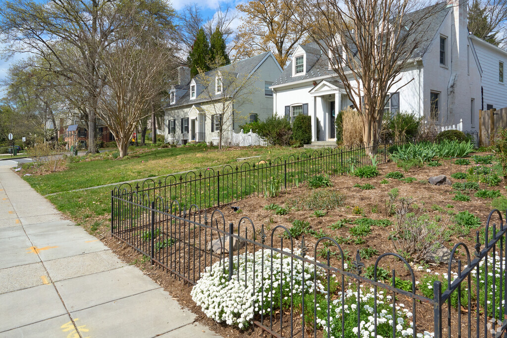 4423 Fessenden St NW, Washington, DC 20016 | Homes.com