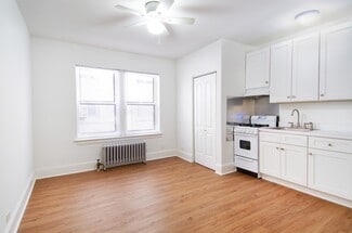 5433 N Kenmore Ave Unit 303, Chicago, IL 60640