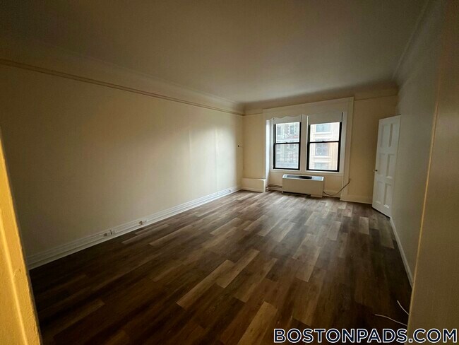 62 Boylston St unit 412A, Boston, MA 02116 - photo 6