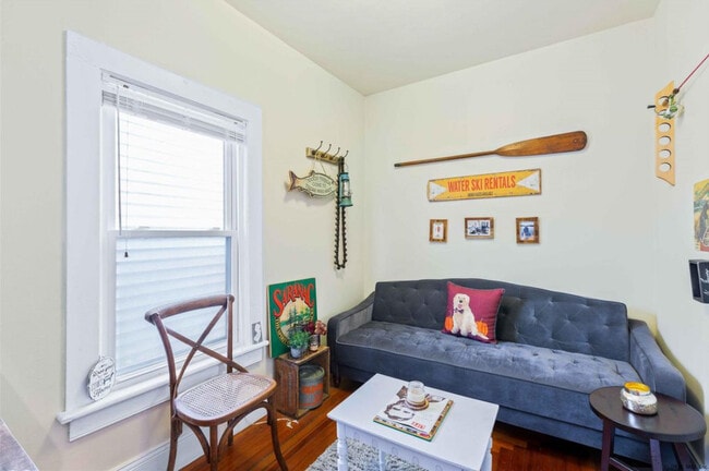 78 Catherine St unit 2, Saratoga Springs, NY 12866 - photo 6