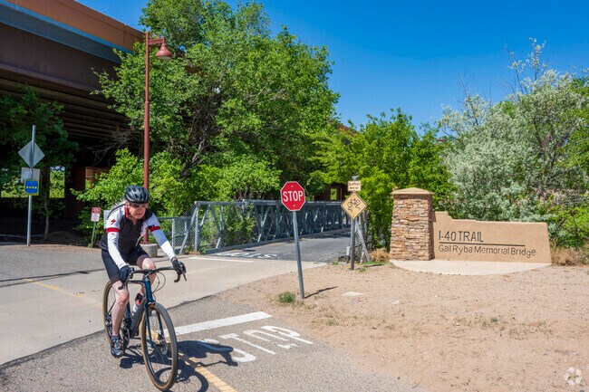 Los Duranes locals can bike easily throughout the neighborhood.