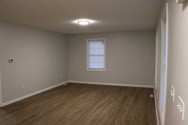 1243 Worcester St unit 1241, Springfield, MA 01151 - photo 5