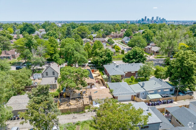 Competency-based culture of collaboration and learning drives Highlands Micro School.