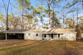 330 Pine Ridge Rd, Jackson, MS 39206