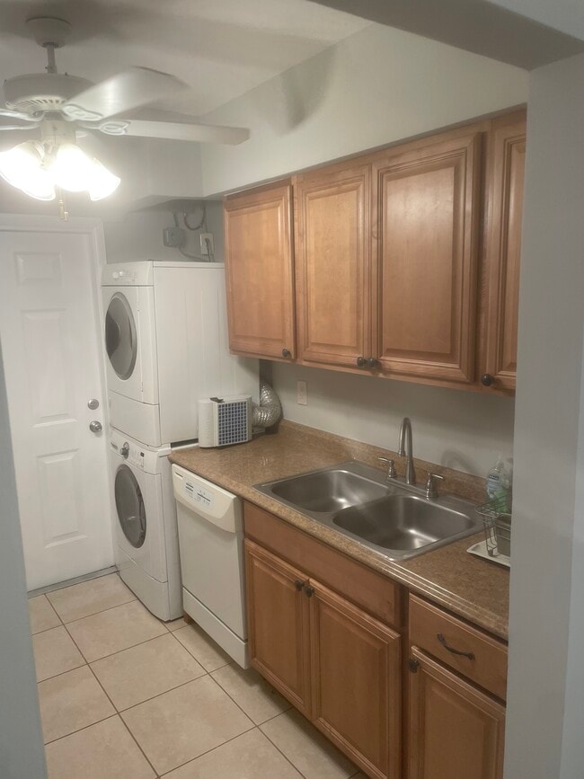 255 SW 7th St unit 40, Boca Raton, FL 33432 - photo 5