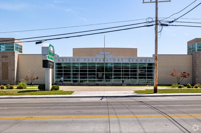 Thomas Edison School serves students grades 6-12.