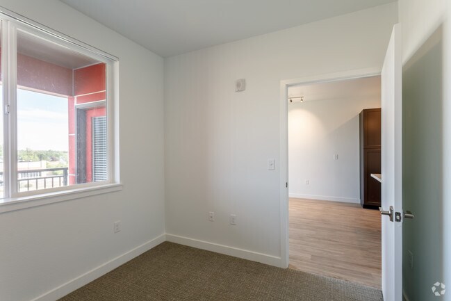 Crossing Pointe North - Age 62+ Living, Thornton, CO 80233 - photo 5