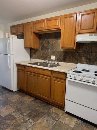 171 N West Ave Unit 171-1, Bradley, IL 60915