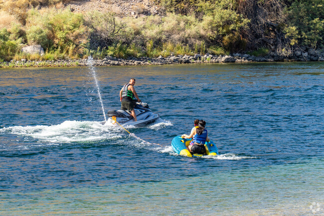 Experience high-speed fun with jet skiing adventures in Bullhead City Center.