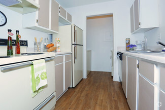 2068 N Nellis Blvd, Las Vegas, NV 89115