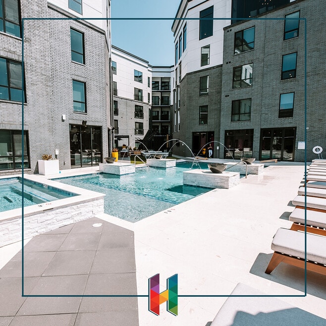 Hudson, Saint Louis, MO 63112 - photo 1