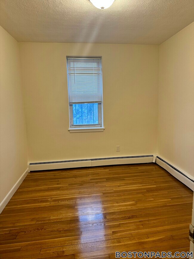 160 N Beacon St unit 22, Boston, MA 02135 - photo 2