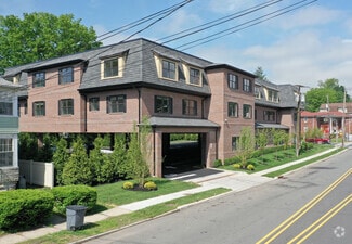 551 Centre St, Nutley, NJ 07110