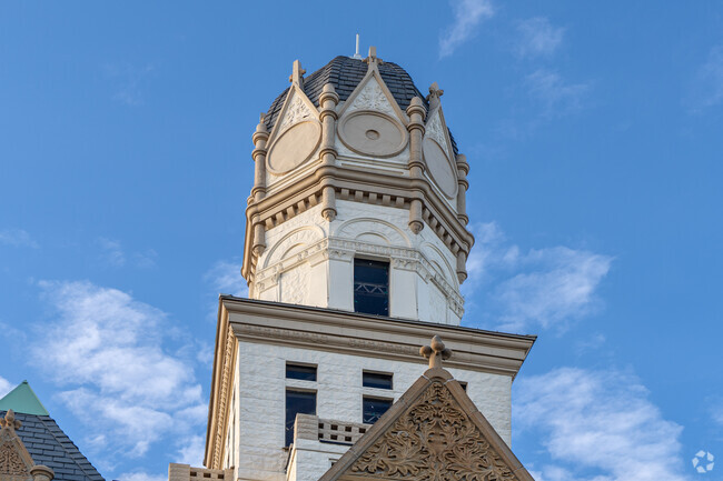The Jerseyville courthouse is an iconic symbol of the Jerseyville skyline.