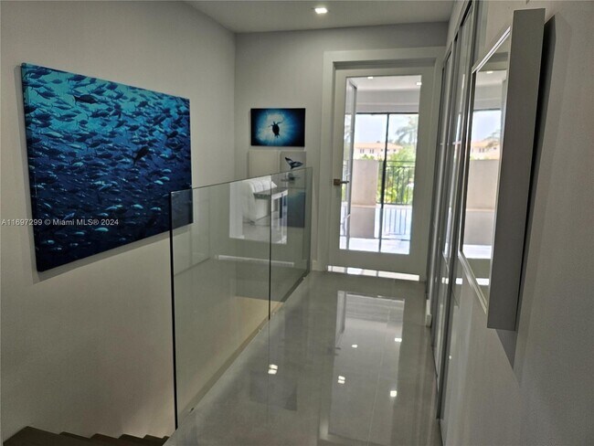 6901 Edgewater Dr unit 311, Coral Gables, FL 33133 - photo 6