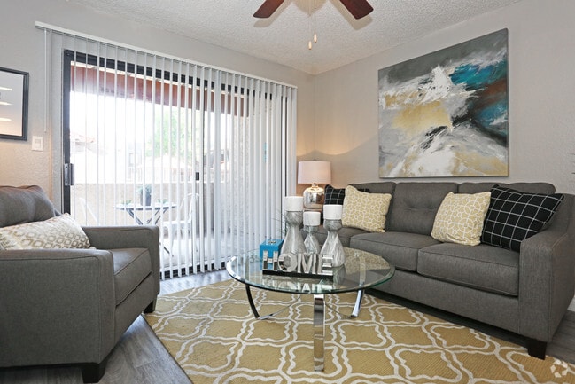 1BR, 1BA - Rio 632 SF