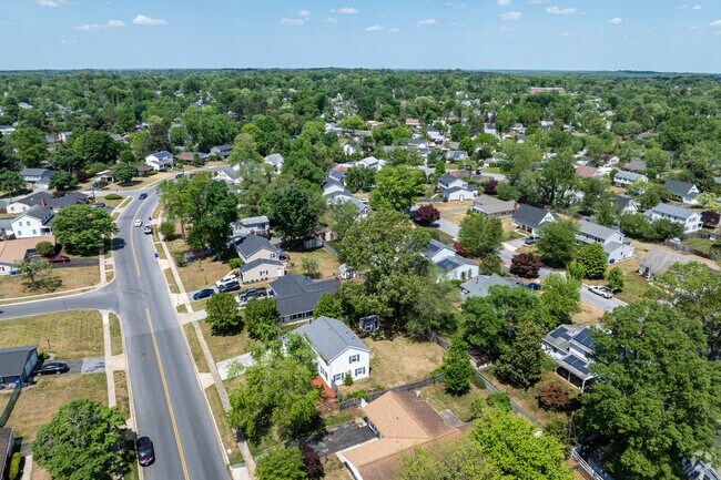 Winding streets are great for taking a walk in Meadowbrook.