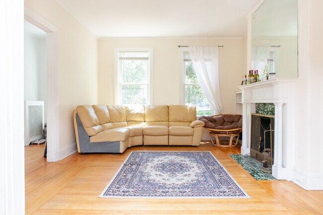 1743 Commonwealth Ave unit T, Brighton, MA 02135 - photo 4