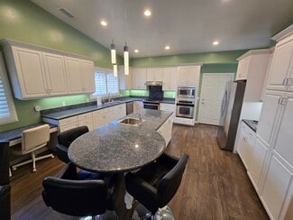 832 Legacy Dr, San Marcos, CA 92069