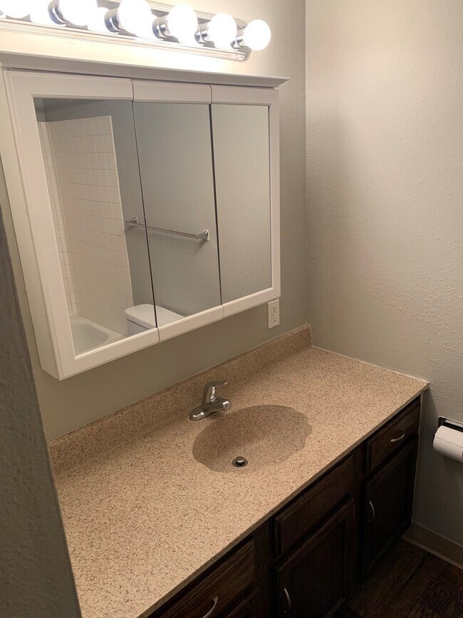 Villas on Rock, Wichita, KS 67207 - photo 7