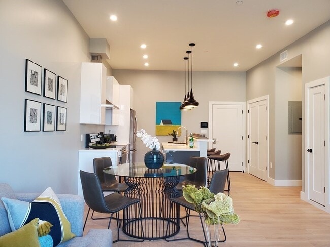 Cross Street East unit 207, Somerville, MA 02145 - photo 7