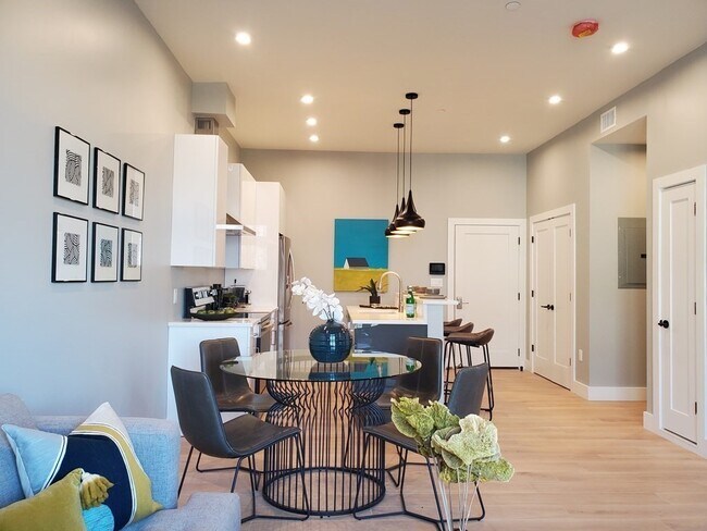 Cross Street East unit 212, Somerville, MA 02145 - photo 7