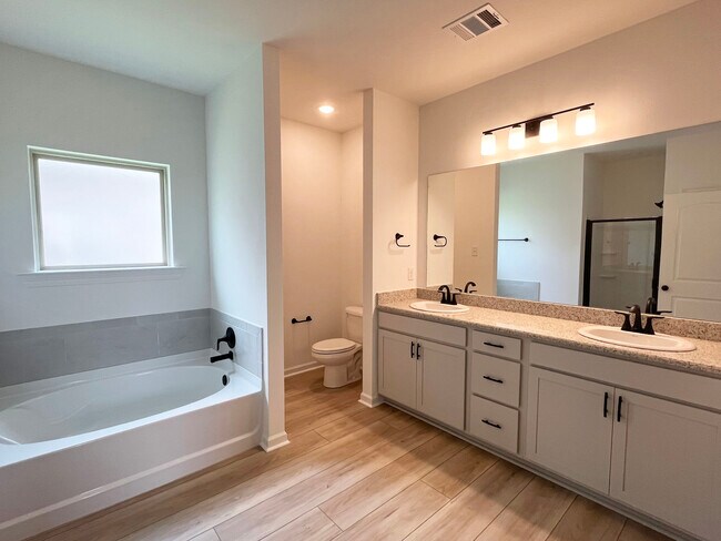 130 Brattle Ct, Lafayette, LA 70506 - photo 3