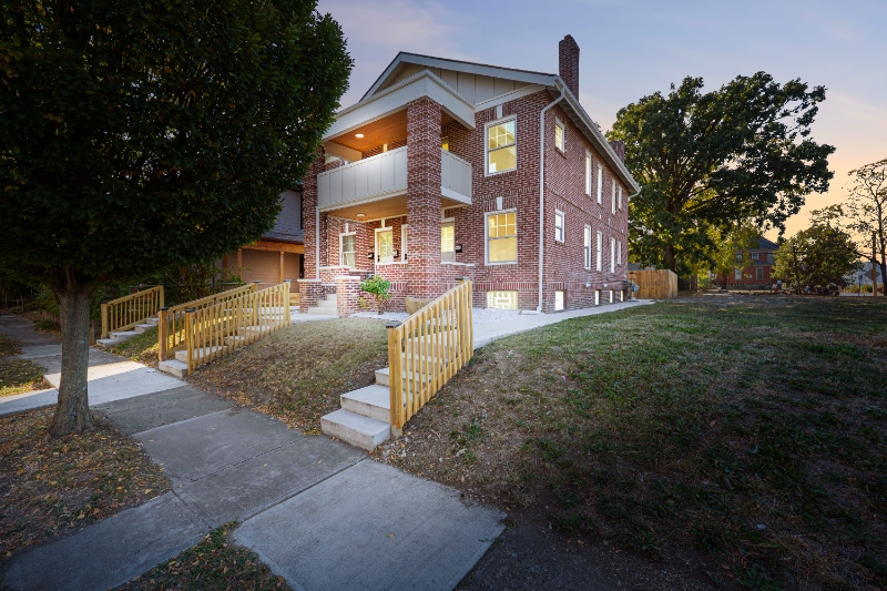 605-607-607 S Champion Ave unit 607, Columbus, OH 43205 - photo 1