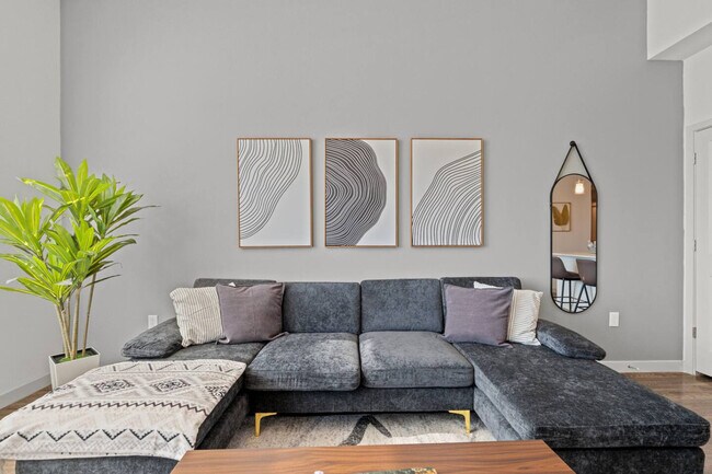 711 W Broadway Rd unit ID1366982P, Tempe, AZ 85282 - photo 3