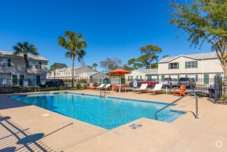 3001 Fountainhead Cir, Melbourne, FL 32934