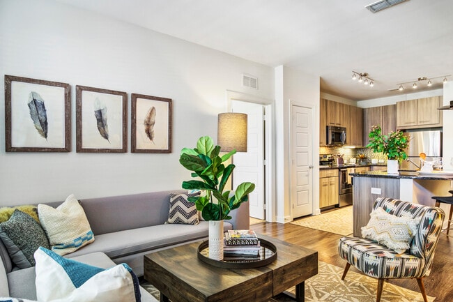 Gables Brookhaven, Brookhaven, GA 30319 - photo 3