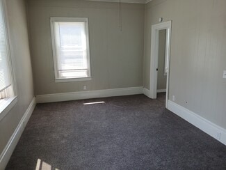 134 E 4th St Unit 2, Oswego, NY 13126