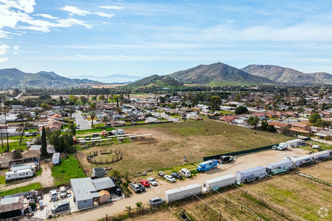 This is an aerial view of the more rural parts of Bloomington and ranch style homes.