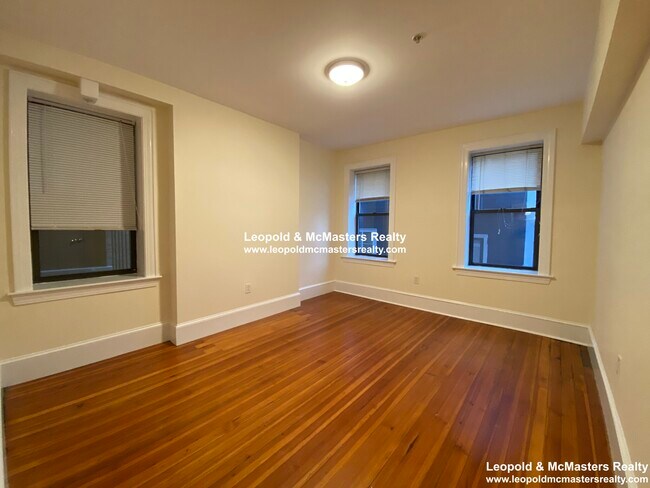 878 Massachusetts Ave unit 34, Cambridge, MA 02139 - photo 7