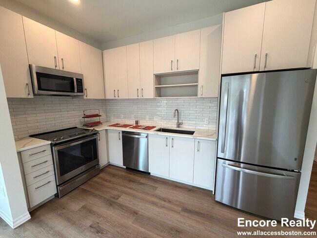 5 Washington St unit 207, Brighton, MA 02135 - photo 2