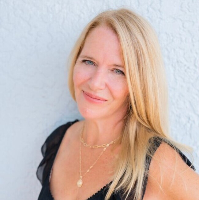 Jennifer Kane