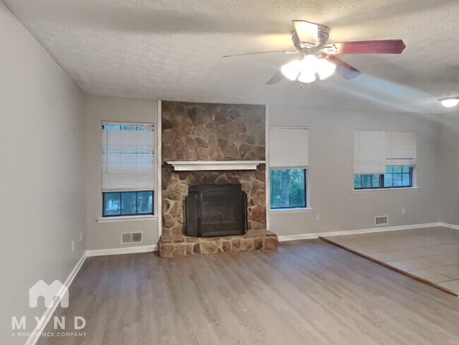 314 Laurel Ln, Stockbridge, GA 30281 - photo 7