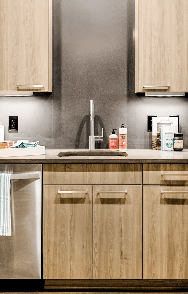 7575 Town Center, Denver, CO 80238 - photo 6