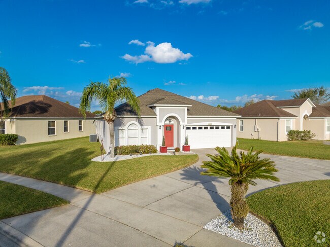 The neighborhood of University has lots of different styles of mid-sized homes.