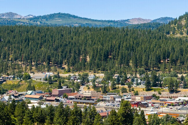 Sierra Meadows sits on the South end of Truckee with views of Downtown from high elevations.